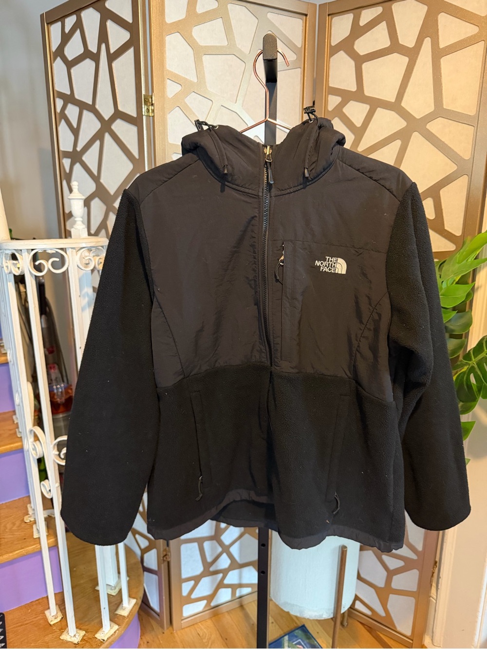 The North Face Women’s XL Black Hooded Fleece Hybrid Jacket